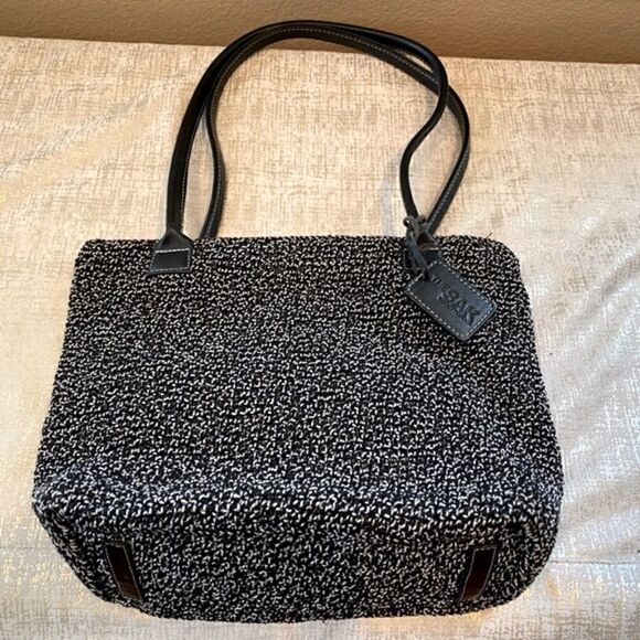 SAK Original Crochet Shoulder Purse/Bag in Black & White. Good Condition - Picture 4 of 14